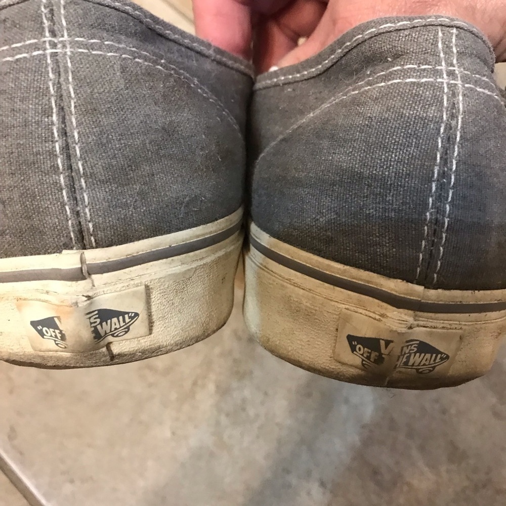 ❌❌NOT FOR SALE❌❌🚤VANS Gray Sneakers - Picture 7 of 8